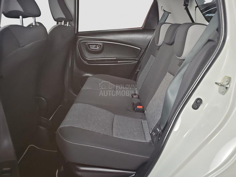 Toyota Yaris HIBRID