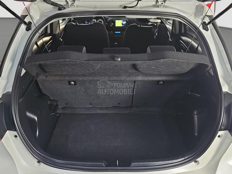 Toyota Yaris HIBRID