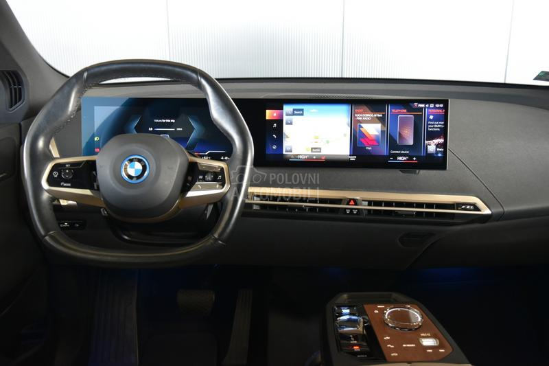 BMW iX xDrive 40