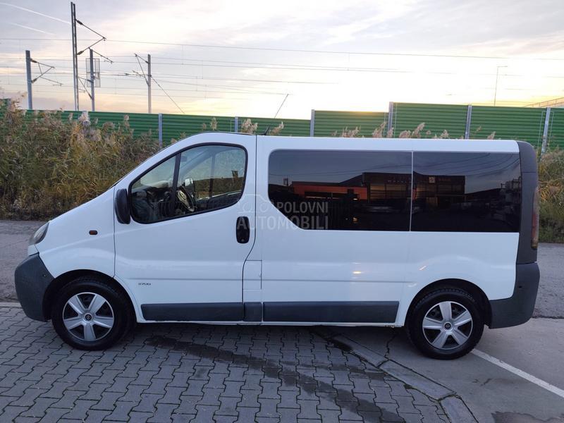 Opel Vivaro 