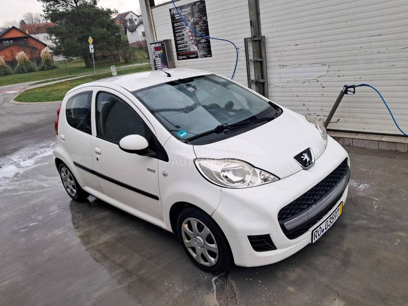 Peugeot 107 1.0