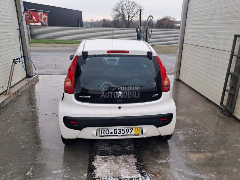 Peugeot 107 1.0