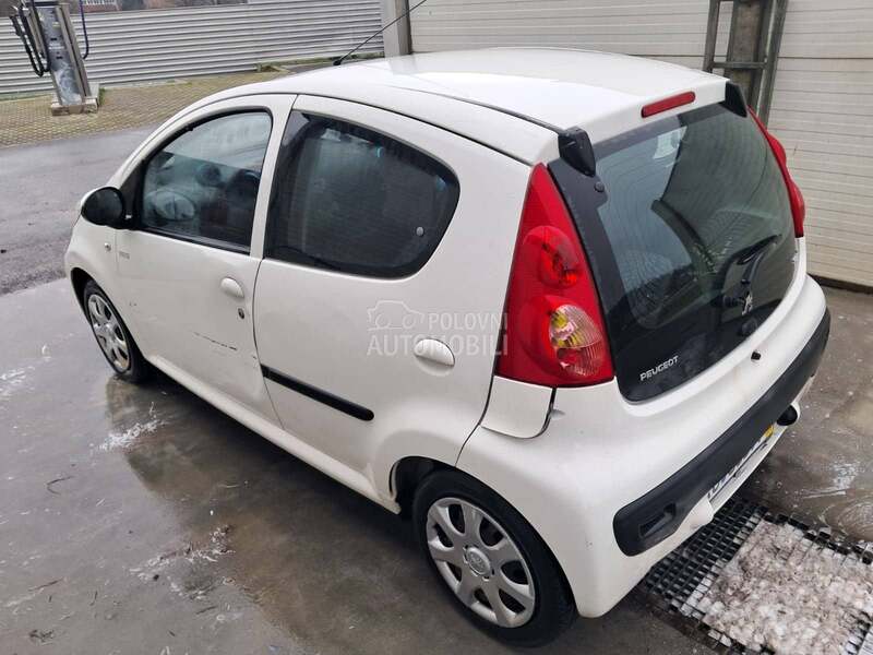 Peugeot 107 1.0