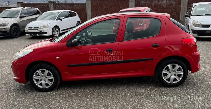 Peugeot 206 plus 