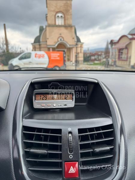 Peugeot 206 plus 