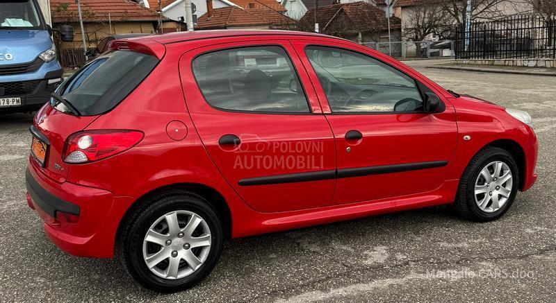 Peugeot 206 plus 