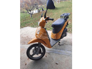Piaggio Free