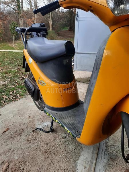 Piaggio Free