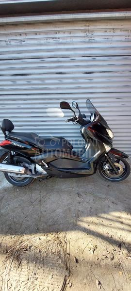 Yamaha X max