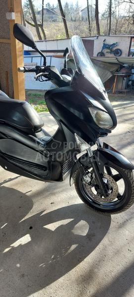 Yamaha X max
