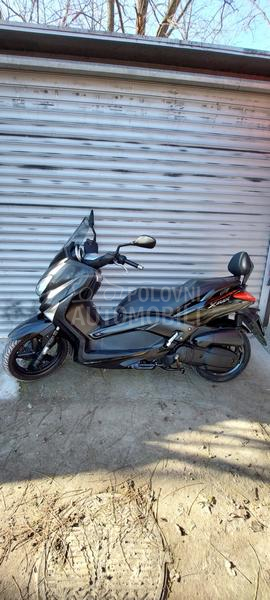 Yamaha X max
