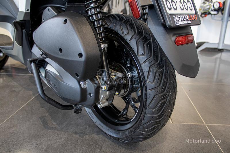 Piaggio MP3 310
