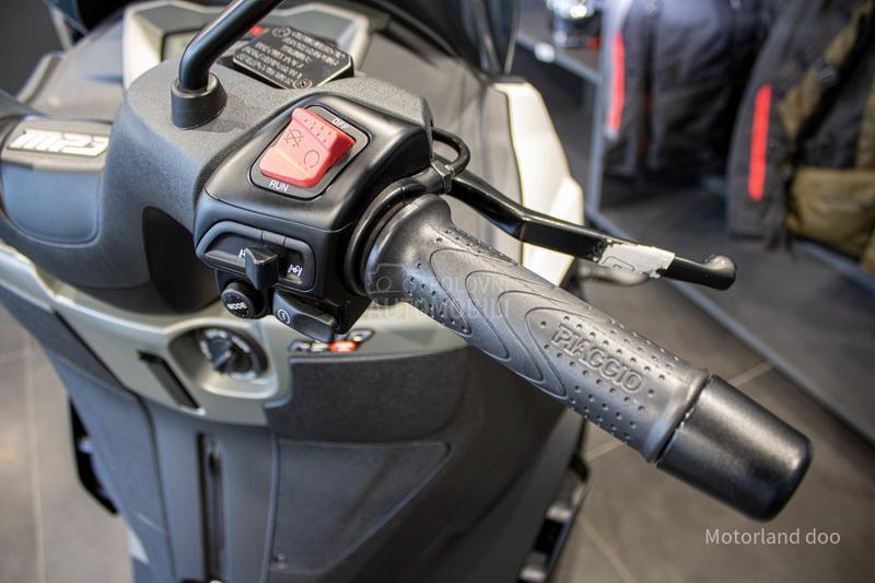 Piaggio MP3 310
