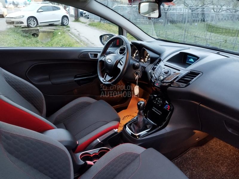 Ford Fiesta 1.0 GTDI REDBLACK