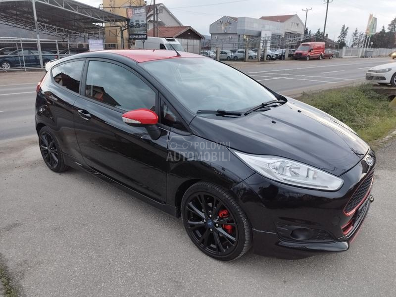 Ford Fiesta 1.0 GTDI REDBLACK