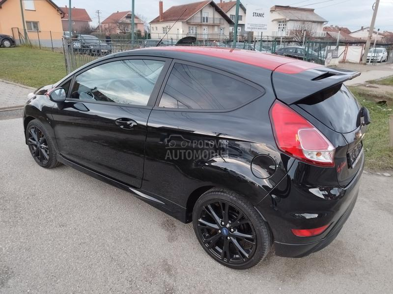 Ford Fiesta 1.0 GTDI REDBLACK