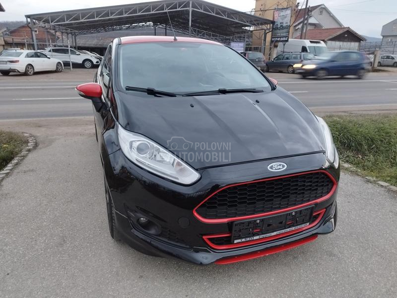Ford Fiesta 1.0 GTDI REDBLACK