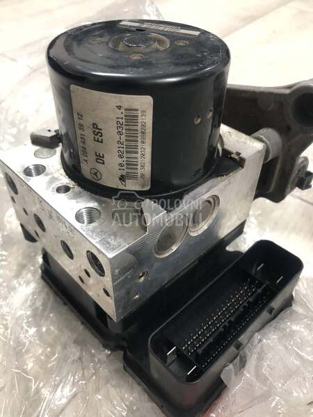 ABS pumpa za Mercedes W204