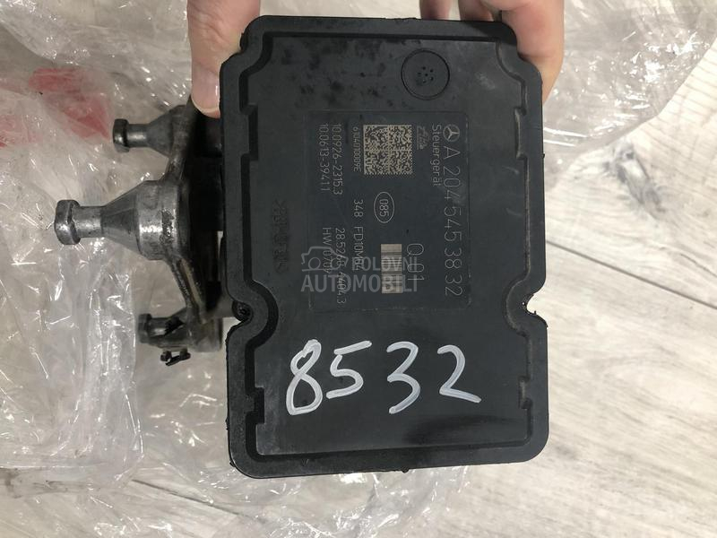 ABS pumpa za Mercedes W204