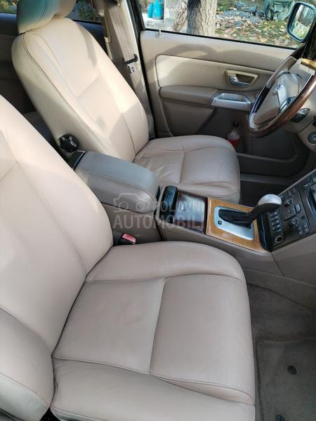 Volvo XC90 2.4 D5 AWD