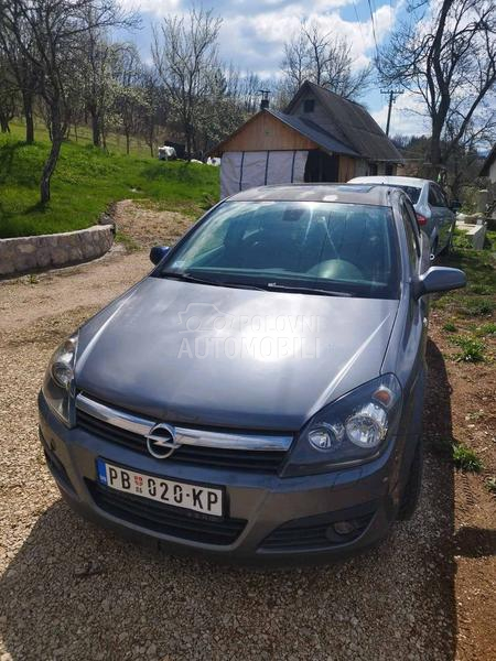 Opel Astra H 
