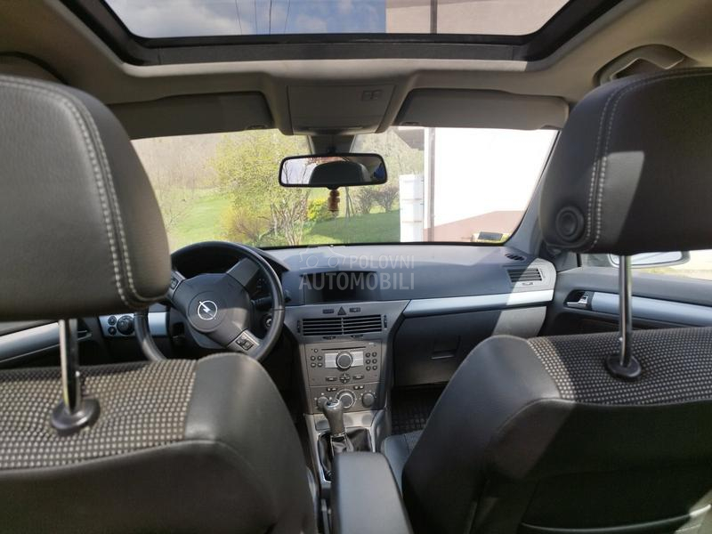 Opel Astra H 