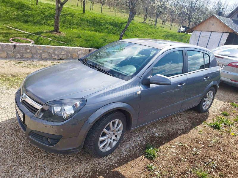 Opel Astra H 