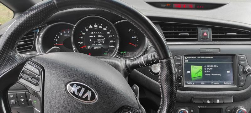 Kia cee`d sw 1.6 CRDI GT-line