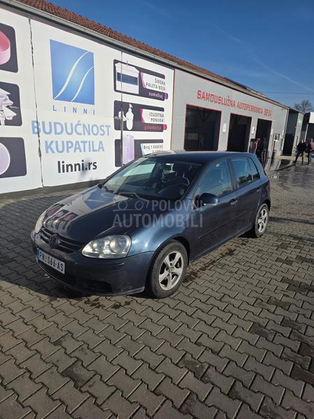Volkswagen Golf 5 1.6