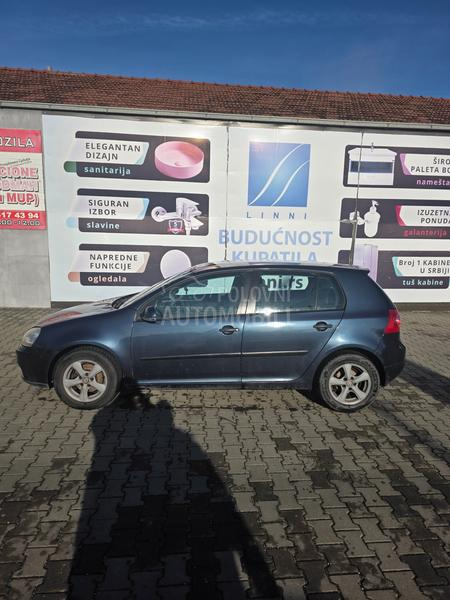 Volkswagen Golf 5 1.6