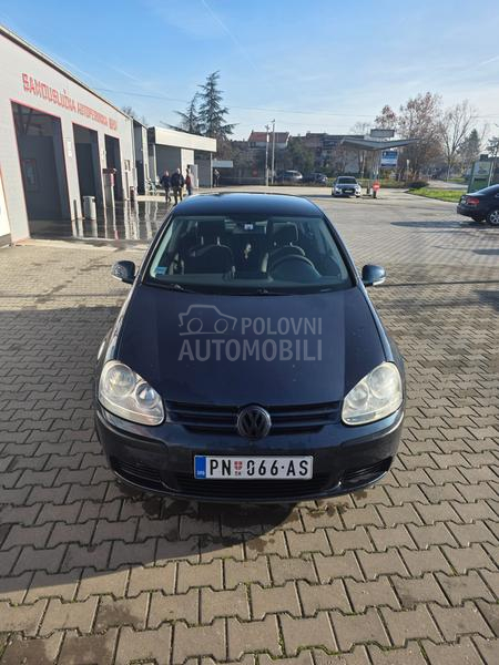 Volkswagen Golf 5 1.6