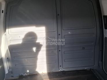 pregrada tovarnog prostora za Volkswagen Caddy