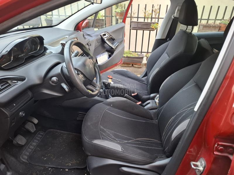 Peugeot 208 1,4 TNG