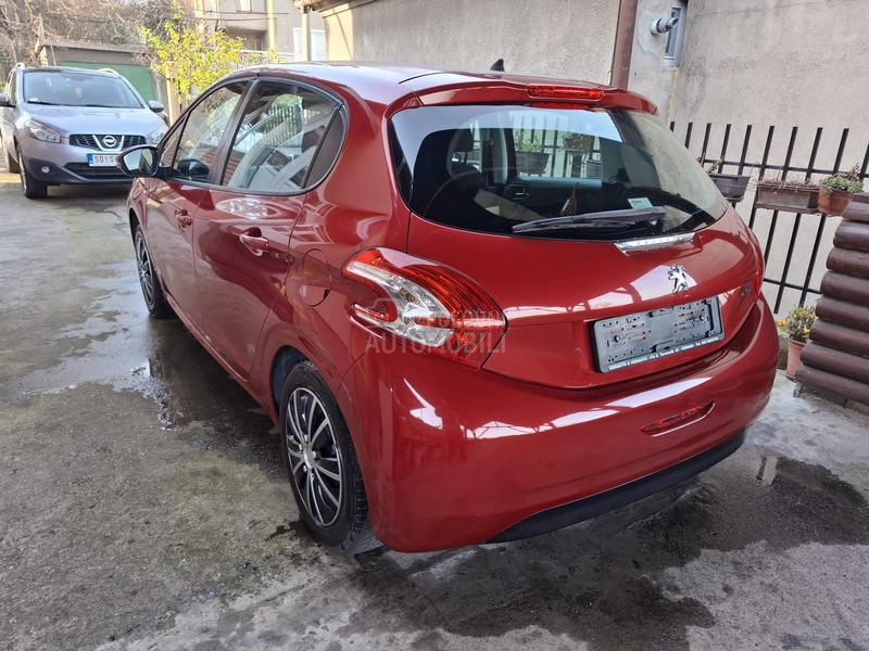 Peugeot 208 1,4 TNG