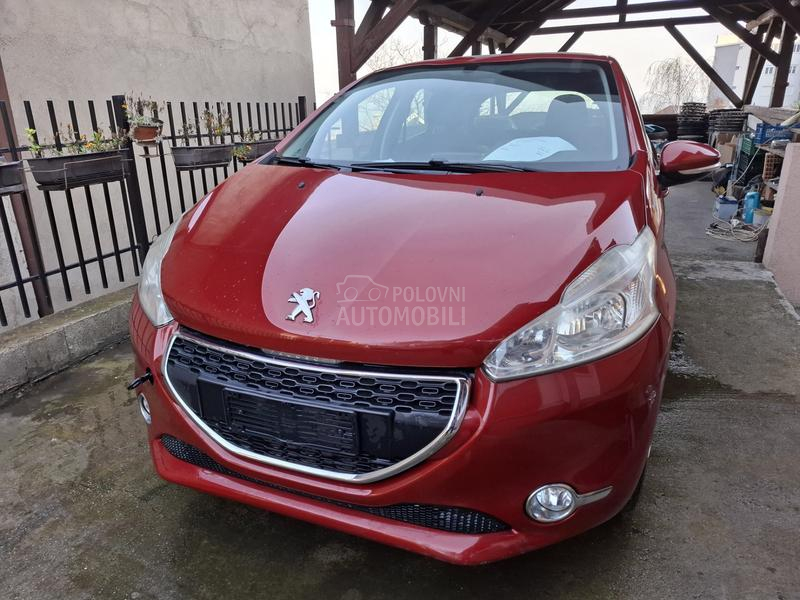 Peugeot 208 1,4 TNG
