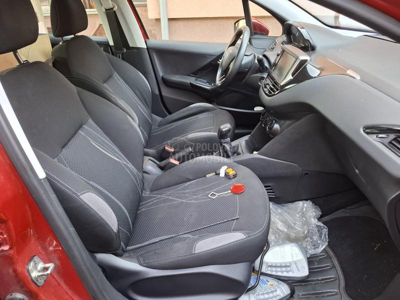 Peugeot 208 1,4 TNG