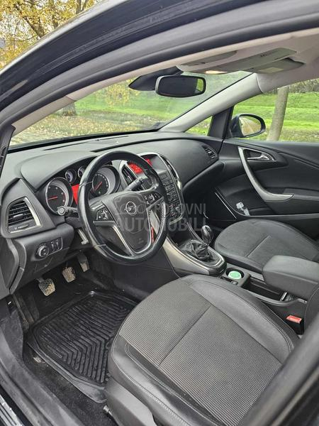 Opel Astra J z.a.D.z.i.p