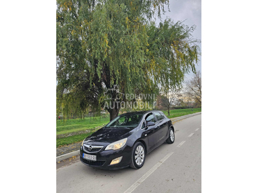 Opel Astra J z.a.D.z.i.p