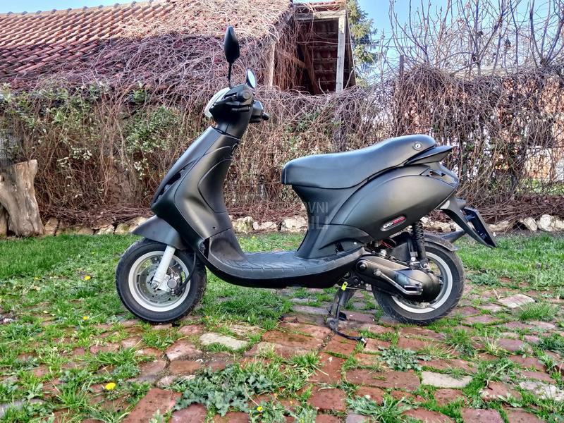 Piaggio zip