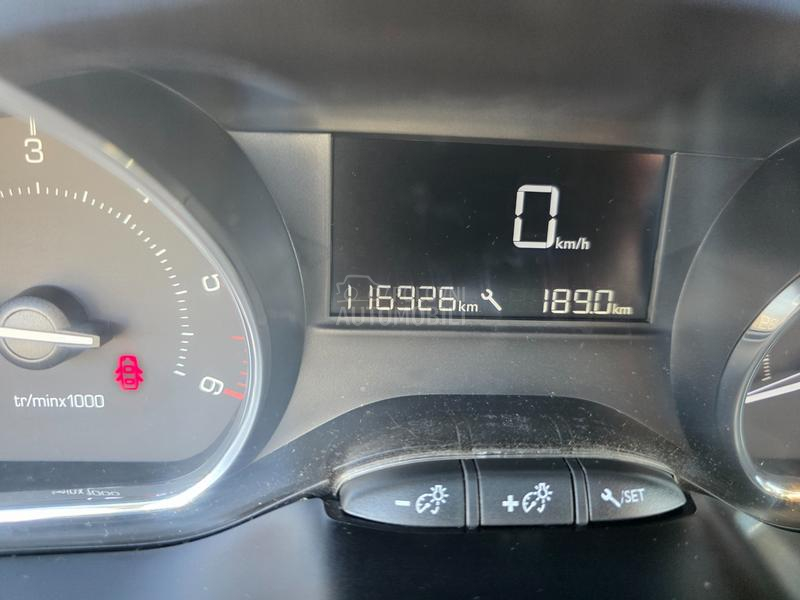 Peugeot 2008 1.6hdi 116920k m