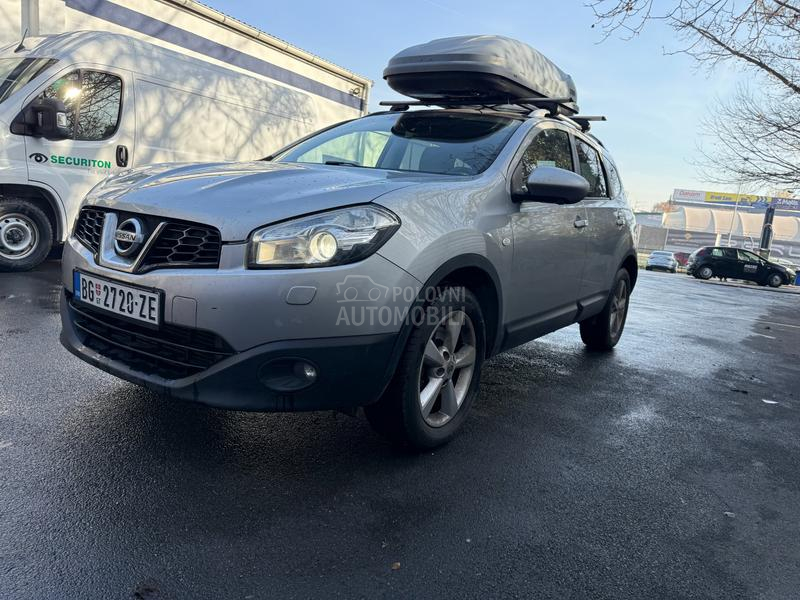 Nissan Qashqai + 2 