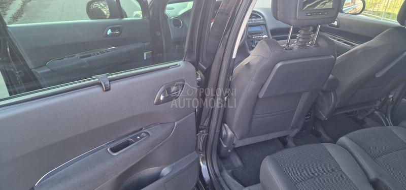 Peugeot 5008 1.6 HDI