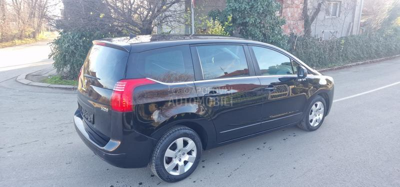 Peugeot 5008 1.6 HDI