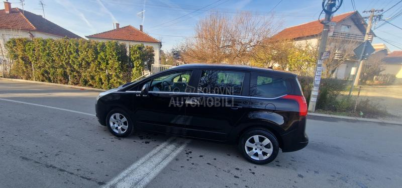 Peugeot 5008 1.6 HDI