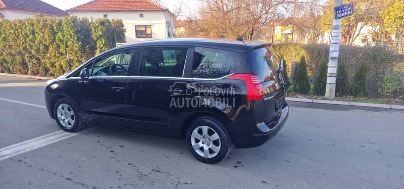 Peugeot 5008 1.6 HDI