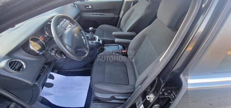 Peugeot 5008 1.6 HDI