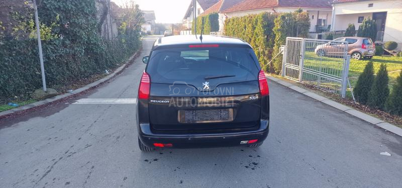 Peugeot 5008 1.6 HDI