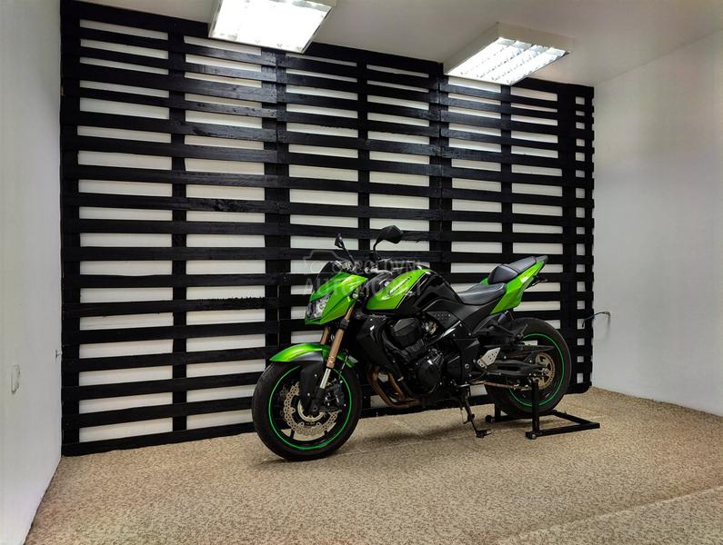 Kawasaki Z 750 R