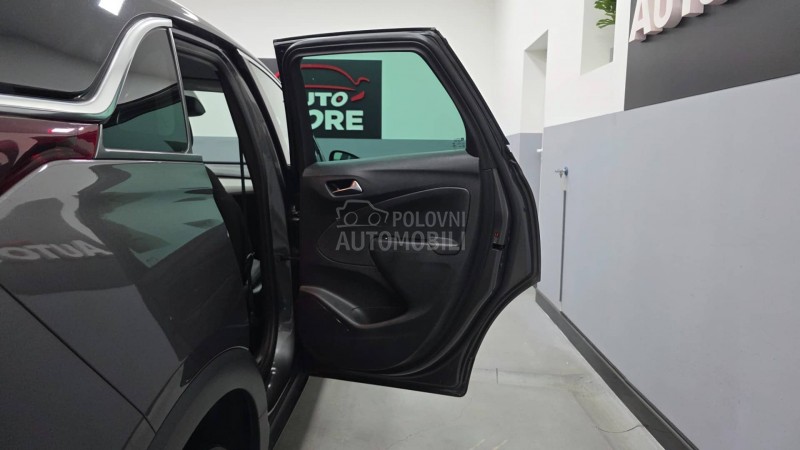 Opel Crossland X  1.2 Edition