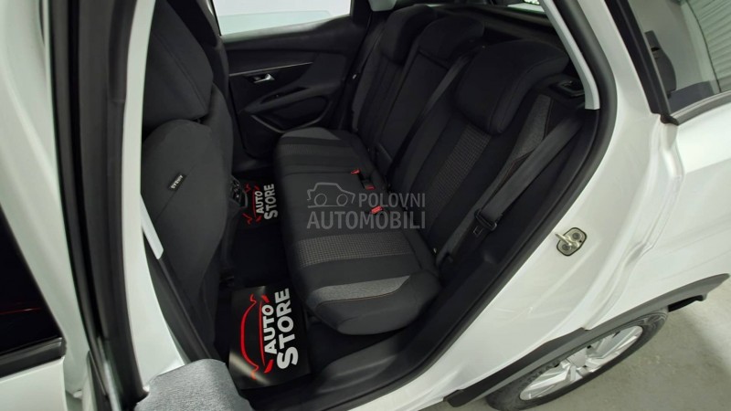 Peugeot 3008 1.2i PureTech